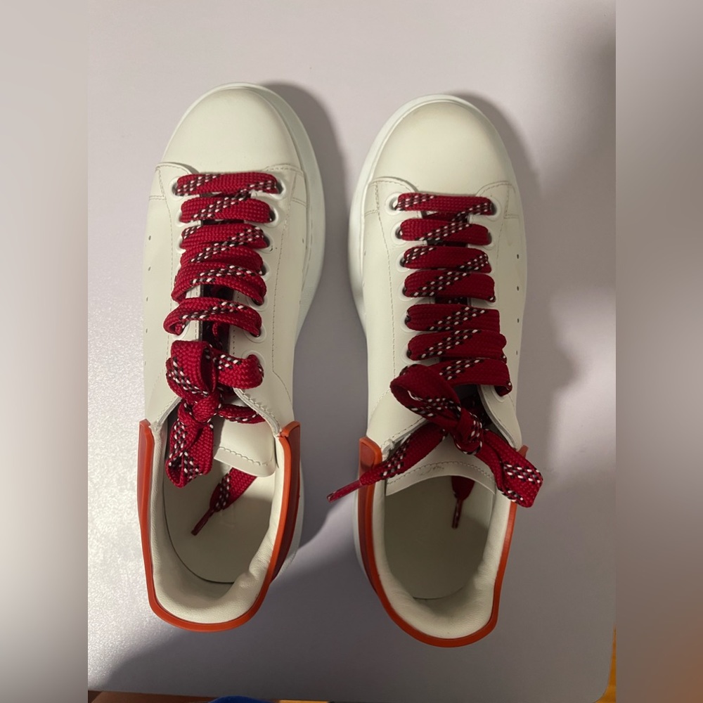 Alexander Mcqueen only worn once